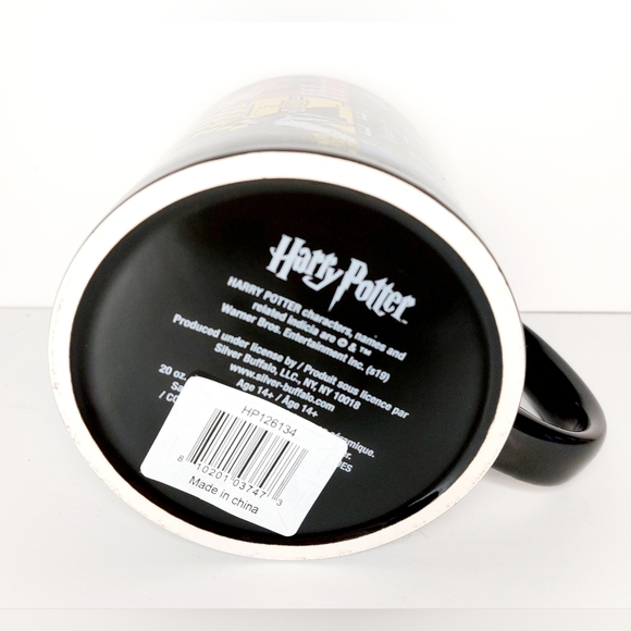 Black Licensed Oversized 20oz Harry Potter Hogwarts Mug 360 design - Picture 5 of 5